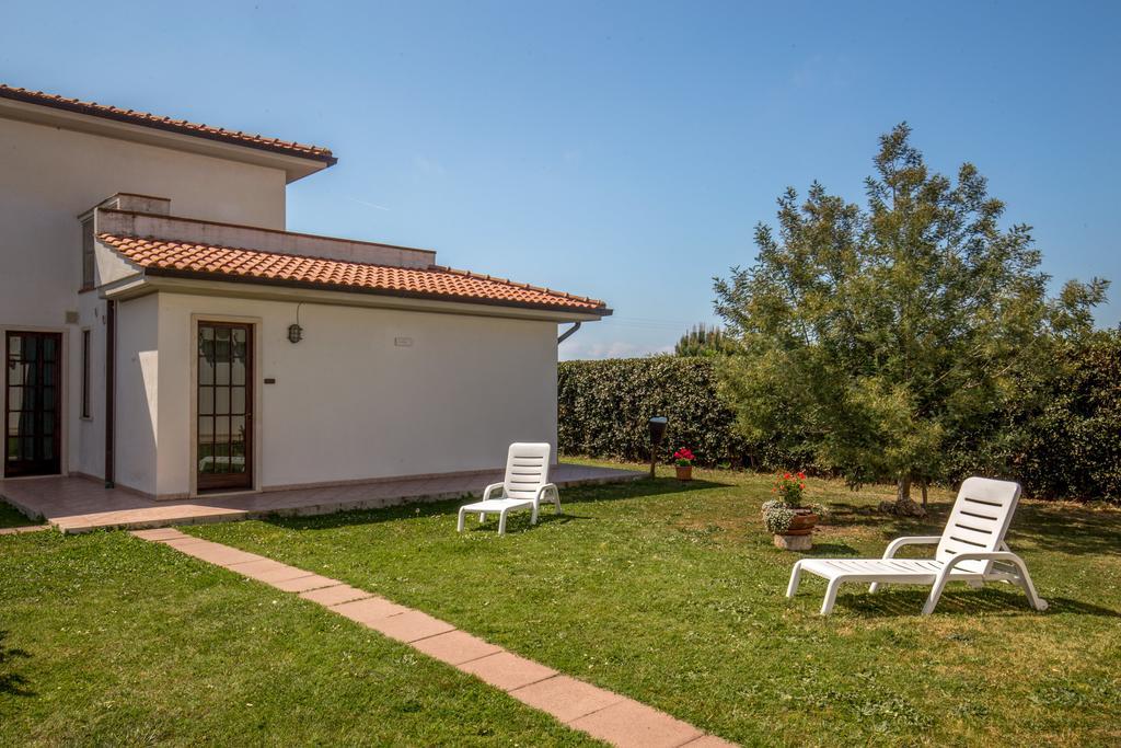 Tris Hotel Orbetello Exterior photo