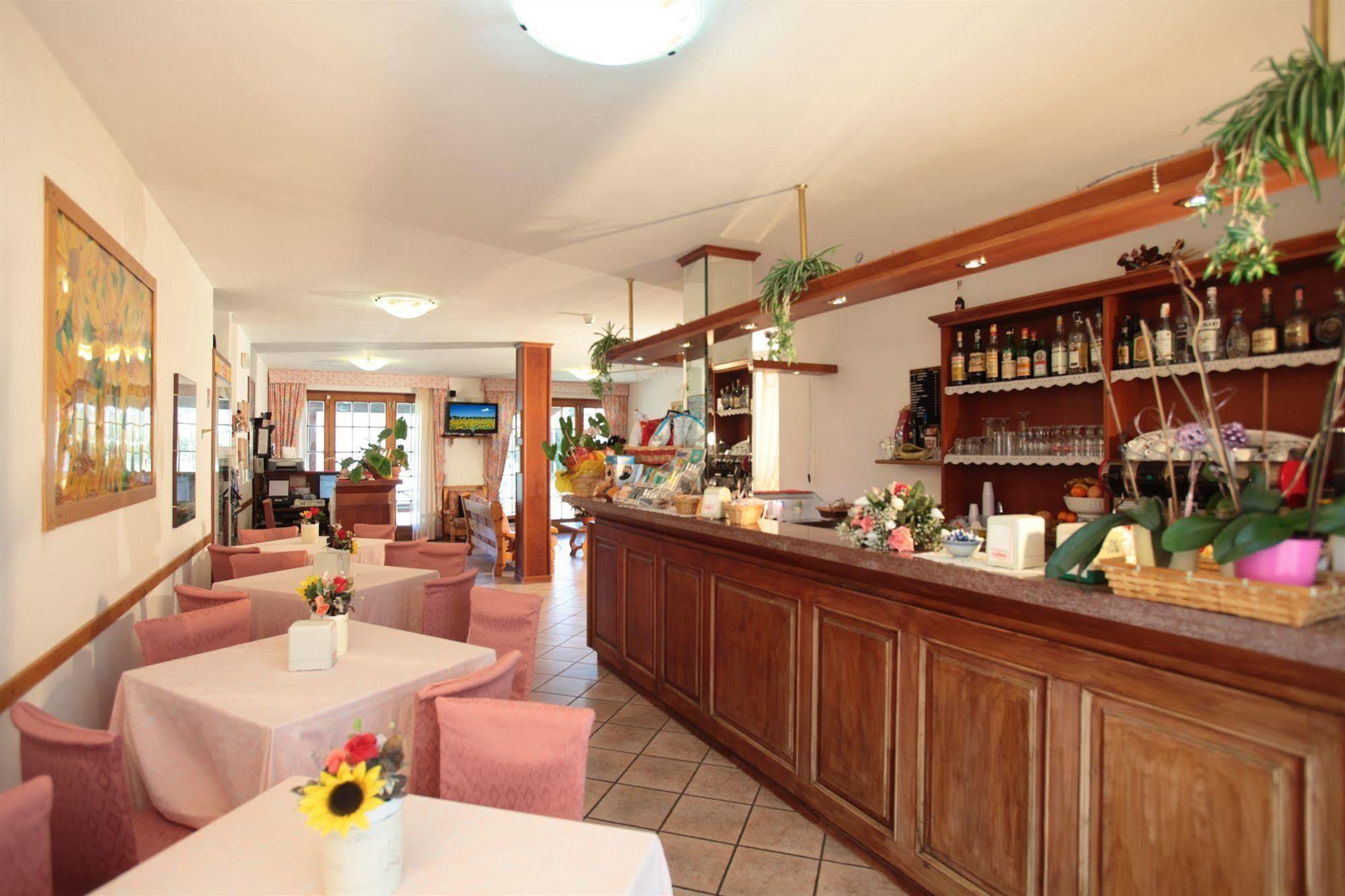 Tris Hotel Orbetello Exterior photo