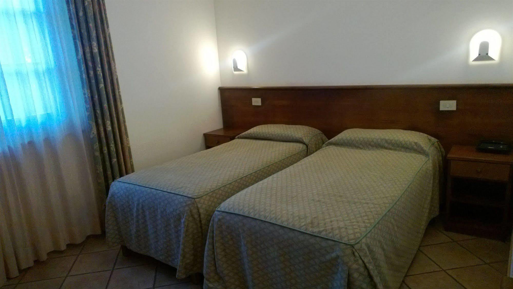 Tris Hotel Orbetello Exterior photo